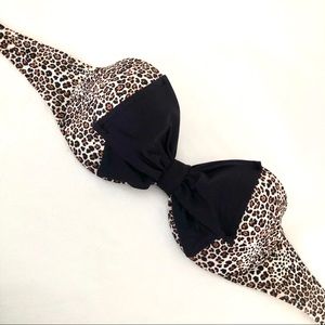 Victoria’s Secret Strapless Bikini Top